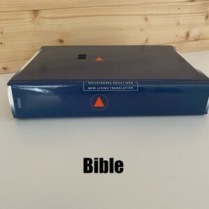 Student’s Life Application Bible New Living Translation Hardcover Tyndale